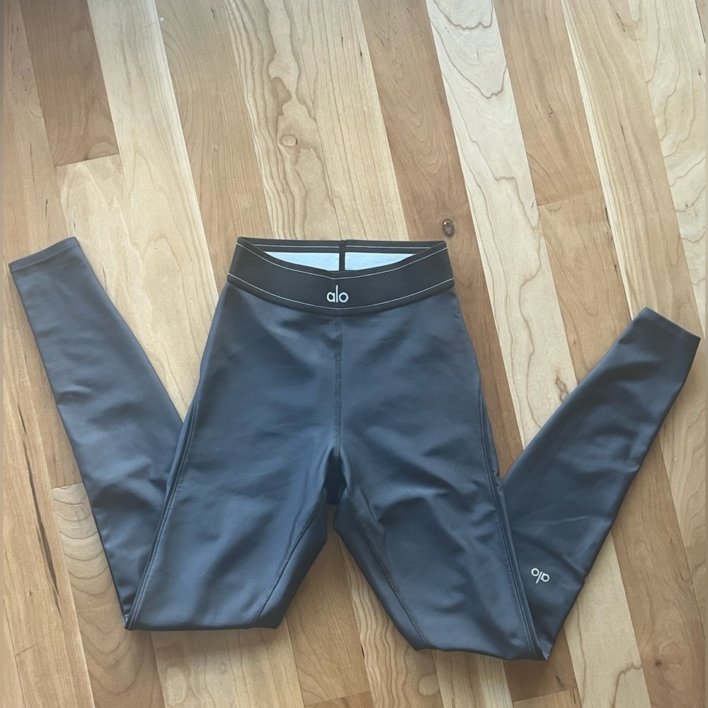 ALO Yoga Airlift High-Waist Suit Up Legging XS